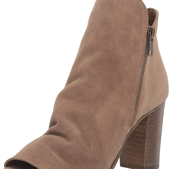 Steven Madden Kyma Bootie - Picture 11 of 11